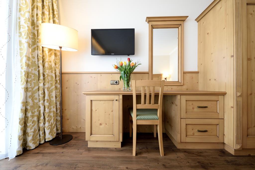 Aparthotel Garni Monte カルティッシュ エクステリア 写真