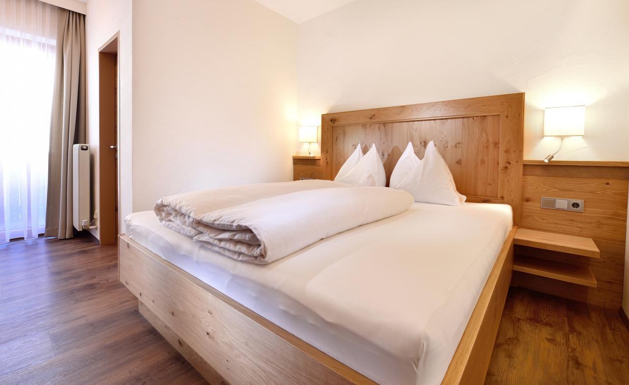 Aparthotel Garni Monte カルティッシュ エクステリア 写真