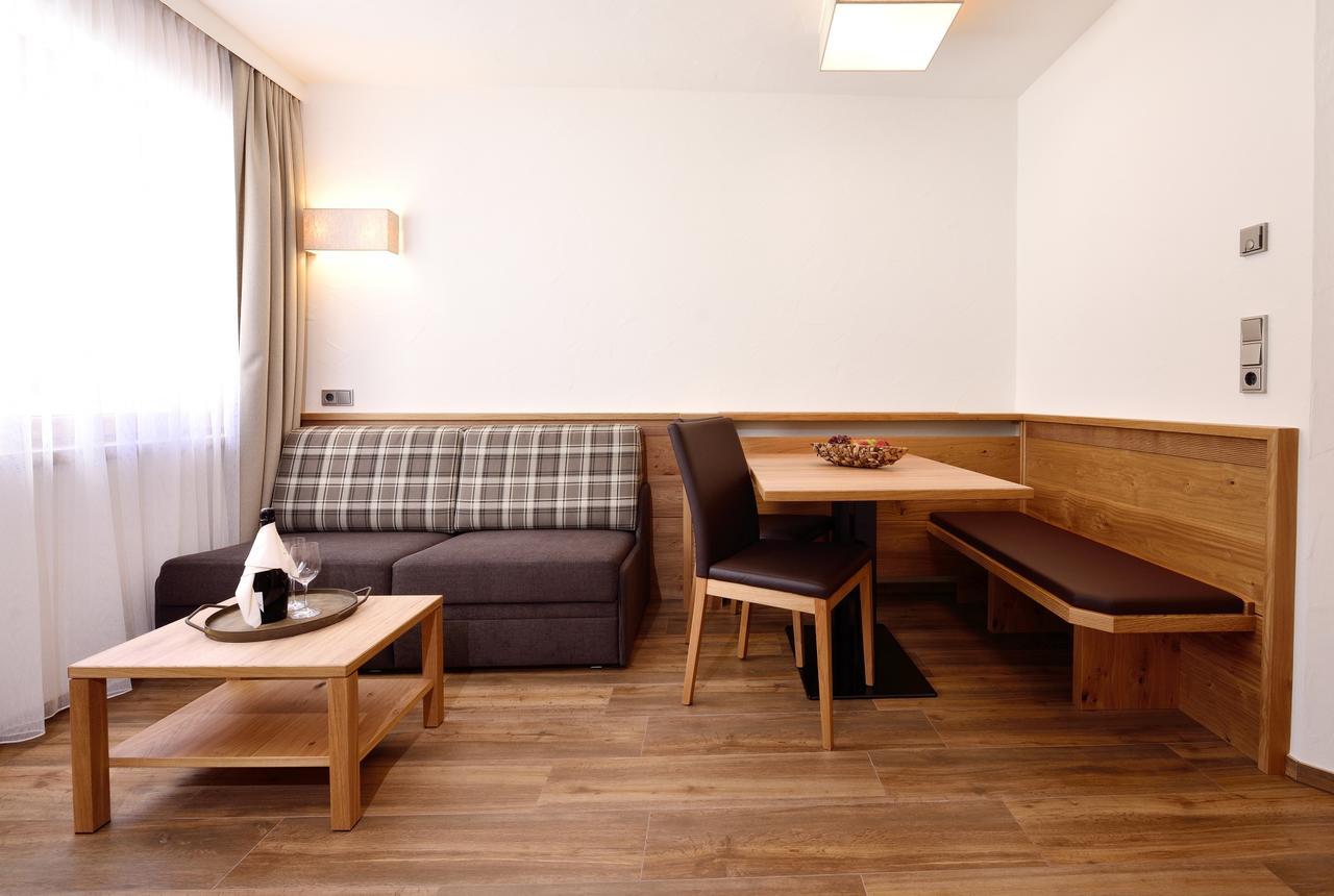 Aparthotel Garni Monte カルティッシュ エクステリア 写真