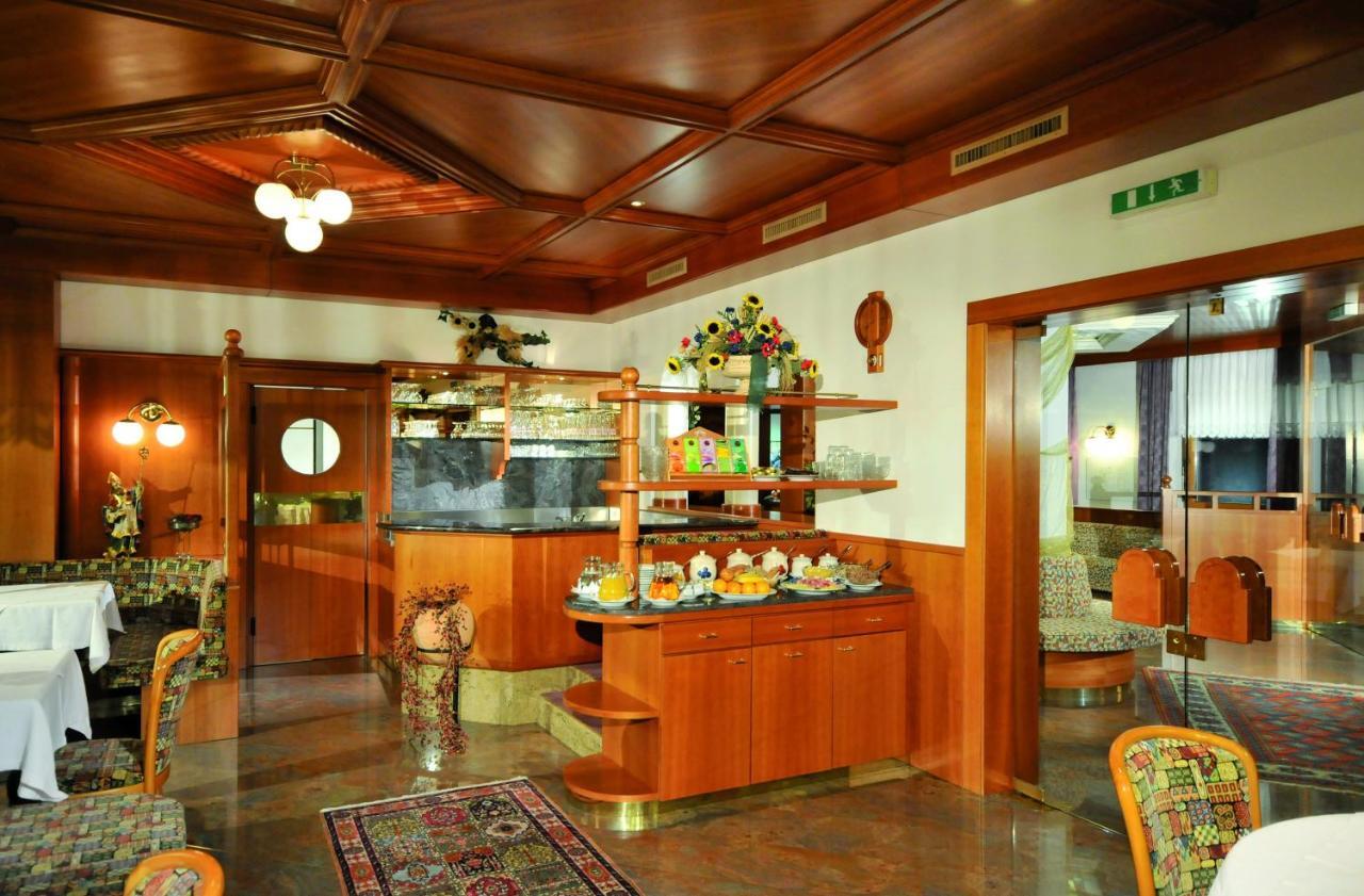 Aparthotel Garni Monte カルティッシュ エクステリア 写真